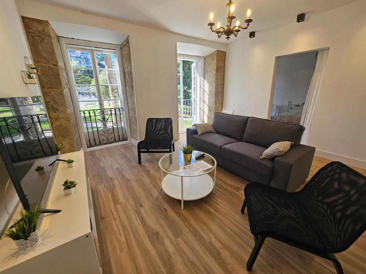 Apartamentos En El Centro - Plaza De Amboage - Wifi 费罗尔 外观 照片