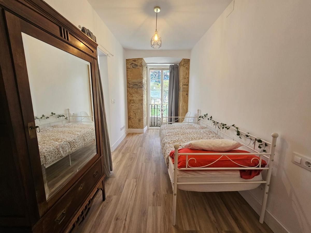 Apartamentos En El Centro - Plaza De Amboage - Wifi 费罗尔 外观 照片