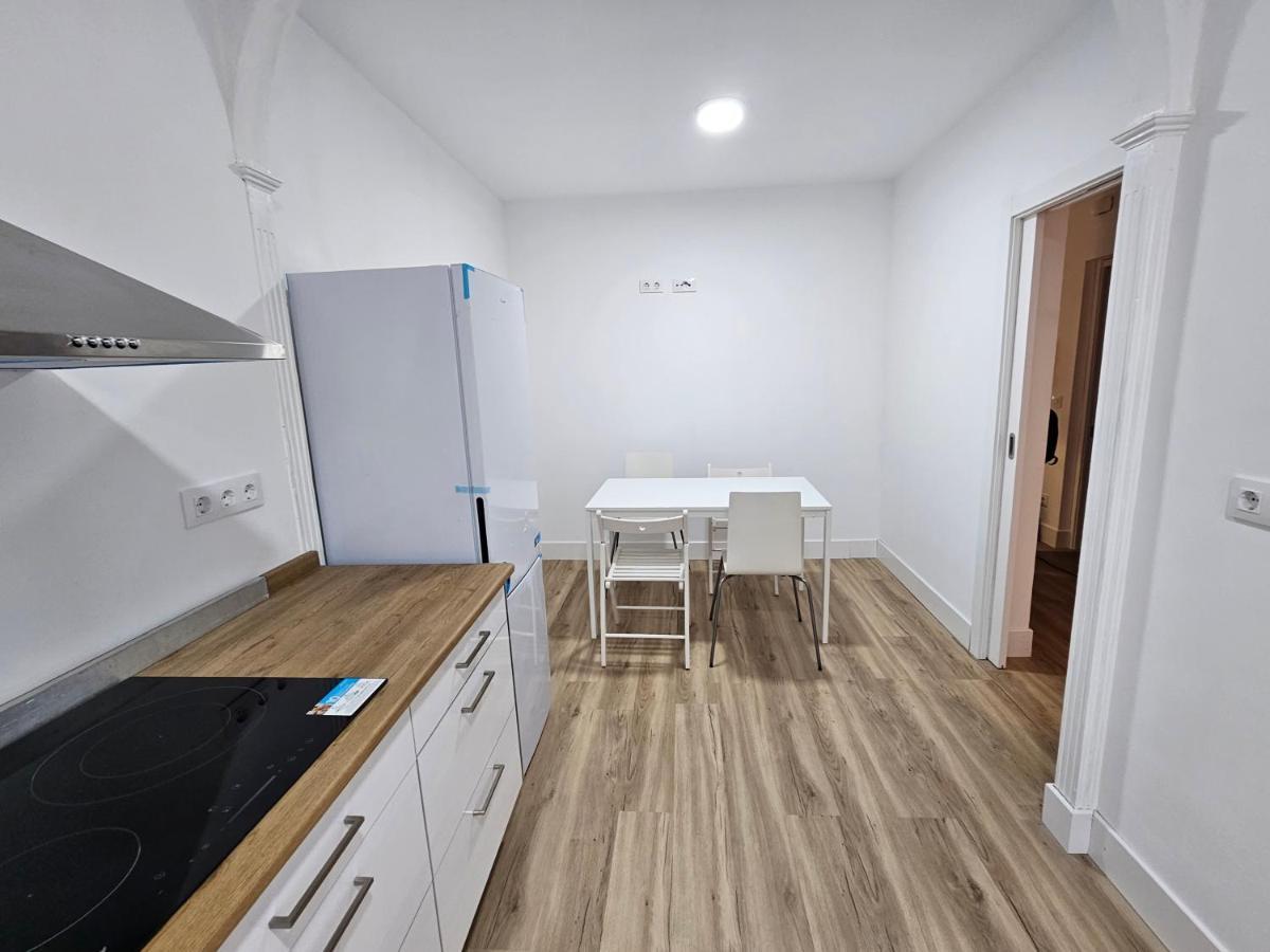 Apartamentos En El Centro - Plaza De Amboage - Wifi 费罗尔 外观 照片