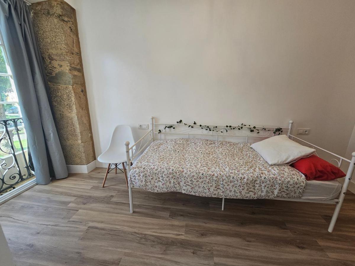 Apartamentos En El Centro - Plaza De Amboage - Wifi 费罗尔 外观 照片
