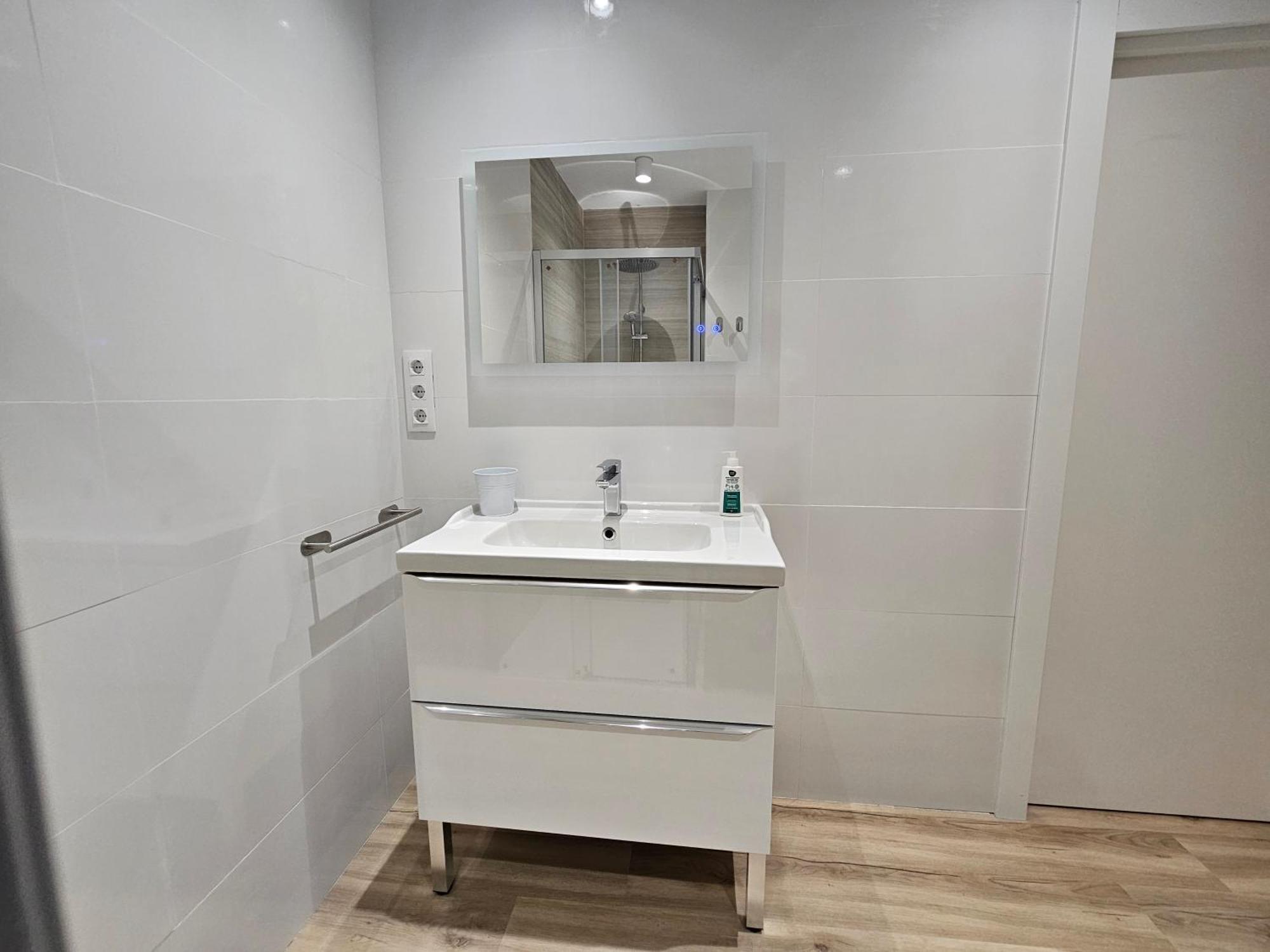 Apartamentos En El Centro - Plaza De Amboage - Wifi 费罗尔 外观 照片