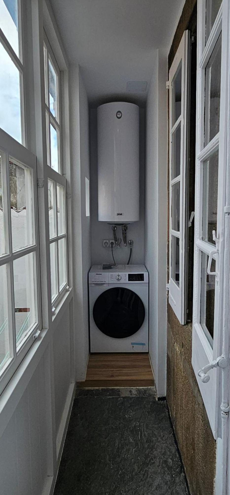 Apartamentos En El Centro - Plaza De Amboage - Wifi 费罗尔 外观 照片